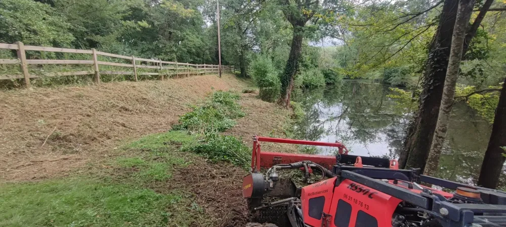 Évacuation de déchets verts près de Barbaira